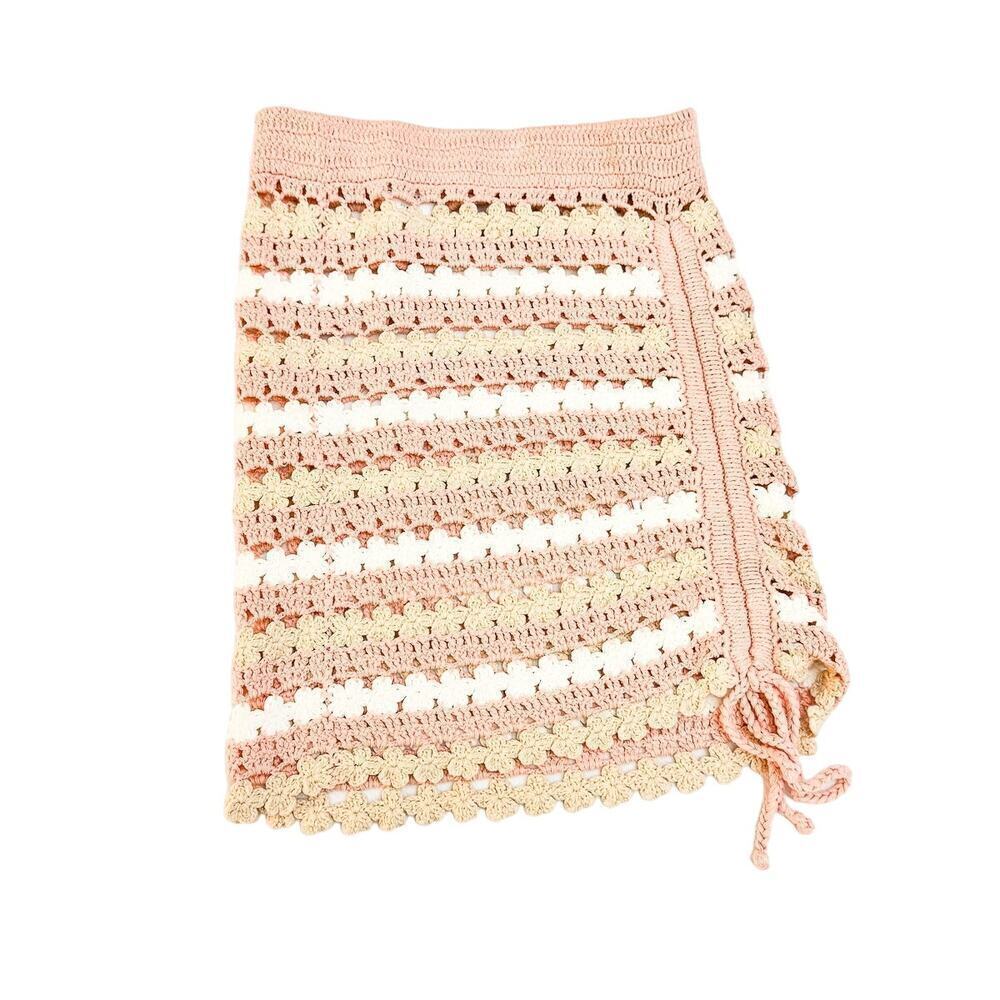 Lovers & Friends Crotcheted Pink Cream Skirt Size Small